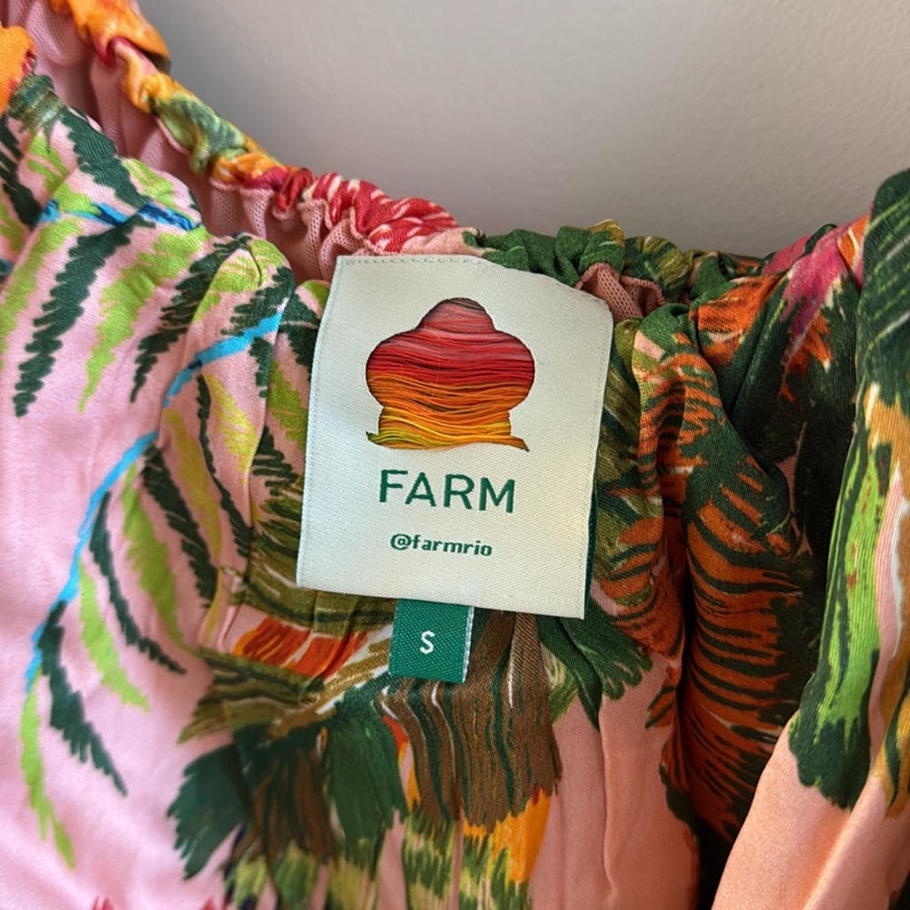 Farm Rio Crop Top - Picture 3 of 3